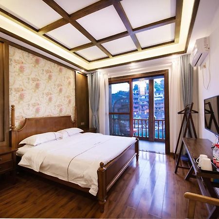 Fenghuang Slowly Time Inn Extérieur photo