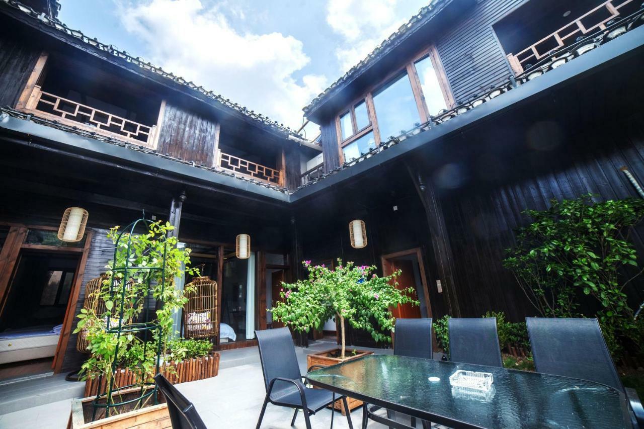 Fenghuang Slowly Time Inn Extérieur photo