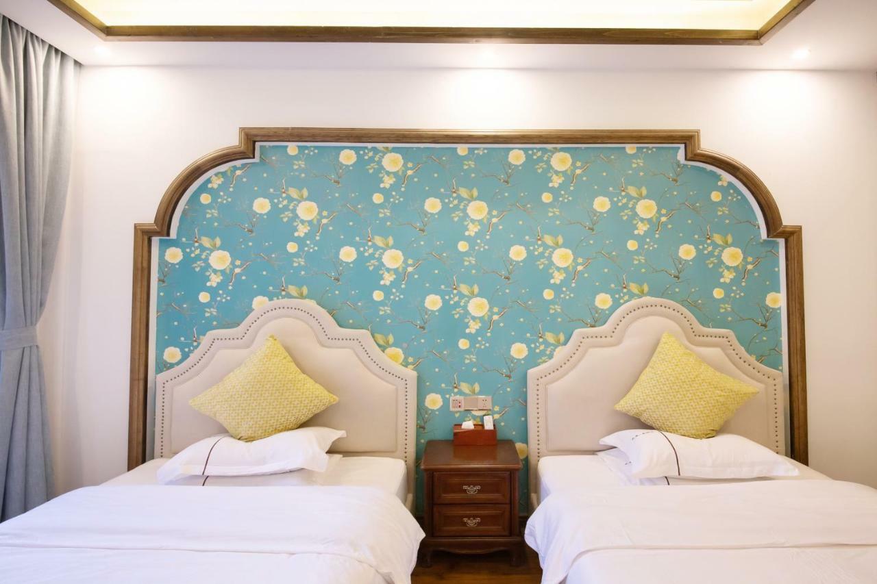Fenghuang Slowly Time Inn Extérieur photo